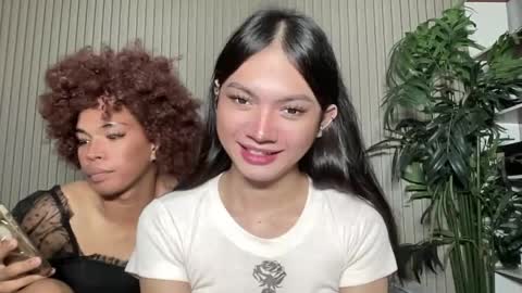 Snapshot of gorgex_diana chatting on 04.23.26 D I A N A online show from 04.23.26