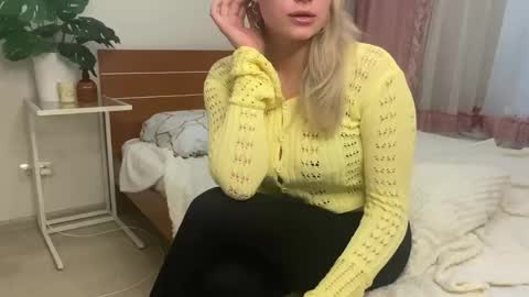 Snapshot of gosssiip chatting on 06.01.26 Victoria online show from 06.01.26