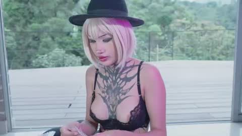 Snapshot of goth_dolll chatting on 07.03.26 sophie Special celebration a the beach 300k followers 3011 and 0112 online show from 07.03.26