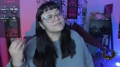 Snapshot of goth_stein chatting on 09.15.25 Engel Please help me to reach 50 thumbs up online show from 09.15.25