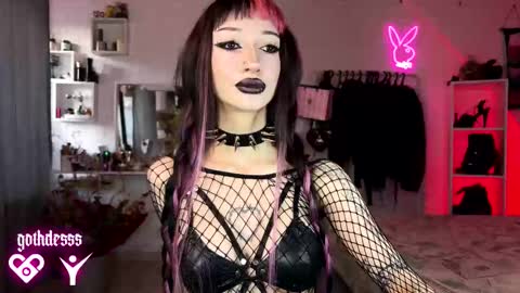 Snapshot of gothdesss chatting on 03.15.26 online show from 03.15.26