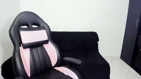 Snapshot of gothic9goddes chatting on 01.24.25 GG online show from 01.24.25