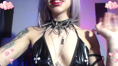 Snapshot of gothicute chatting on 02.26.25 online show from 02.26.25