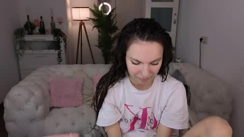 grace_autumn_mood online show from 11.17.25