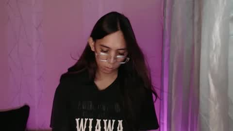 HoneyGrace online show from 11.19.25