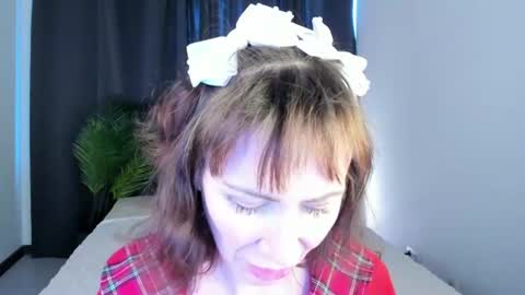 Snapshot of grace_kellyy chatting on 06.27.26 Grace online show from 06.27.26