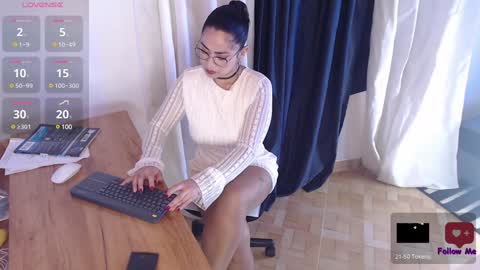  Im Sofia  online show from 01.26.25