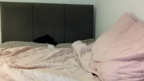 Grace Loves online show from 12.14.25