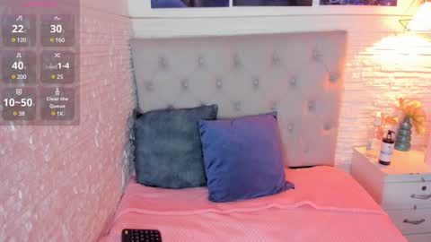 Snapshot of graceymilf999 chatting on 01.15.25 Gracey Milf online show from 01.15.25