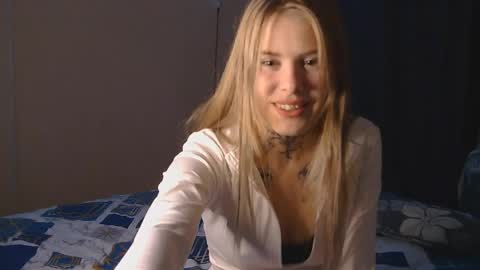Snapshot of graciegerbig chatting on 05.25.26 Emily online show from 05.25.26