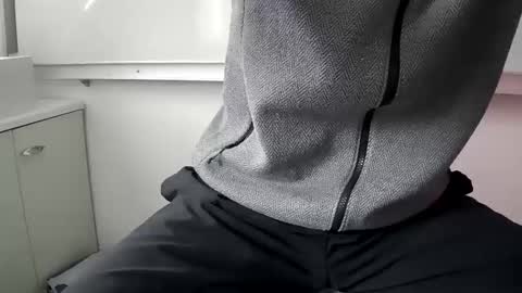 Snapshot of grandbi chatting on 11.20.25 grandbi online show from 11.20.25