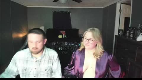 Snapshot of graniteaura chatting on 05.15.26 graniteaura online show from 05.15.26