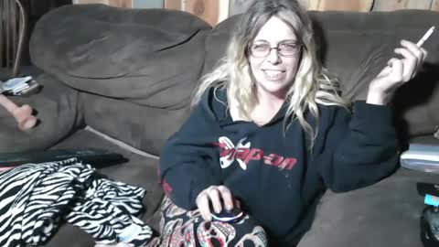 Snapshot of granny_low chatting on 12.21.24 Granny Low online show from 12.21.24