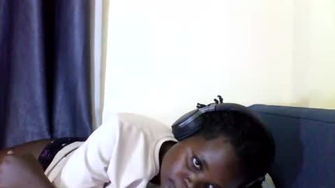 Snapshot of grannylover_ chatting on 09.21.25 grannylover_ online show from 09.21.25