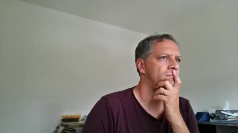 Snapshot of grattitude chatting on 02.08.26 grattitude online show from 02.08.26