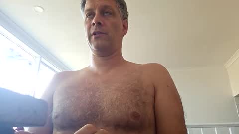 Snapshot of grattitude chatting on 02.17.26 grattitude online show from 02.17.26