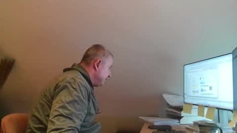 Snapshot of grau197077 chatting on 02.12.26 grau197077 online show from 02.12.26