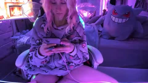 Snapshot of greeneyedlovexo chatting on 02.14.26 GreenEyedLovexo online show from 02.14.26