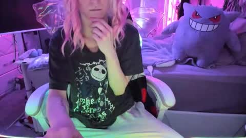 Snapshot of greeneyedlovexo chatting on 02.16.26 GreenEyedLovexo online show from 02.16.26