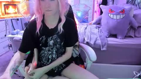 Snapshot of greeneyedlovexo chatting on 02.19.26 GreenEyedLovexo online show from 02.19.26