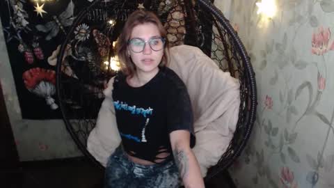 Lina online show from 09.26.25