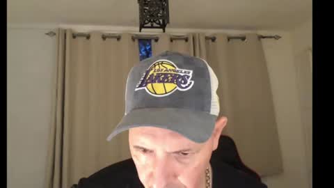 Snapshot of gregglow chatting on 06.22.26 gregglow online show from 06.22.26