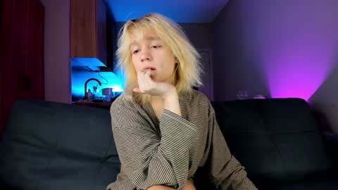 Greg-independent model online show from 12.07.24