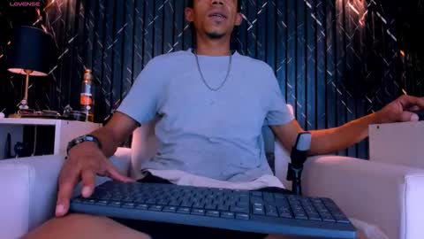 GregorySforza online show from 01.08.26