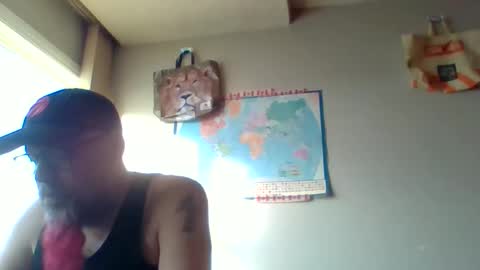 Snapshot of gregrev chatting on 05.19.26 gregrev online show from 05.19.26