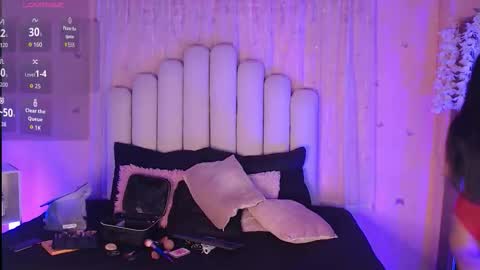 Snapshot of gretel_streit chatting on 02.14.26 Gretel online show from 02.14.26