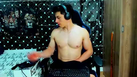 Snapshot of griego01 chatting on 05.16.26 griego01 online show from 05.16.26