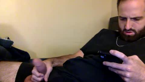 Snapshot of grobs123 chatting on 10.21.25 grobs123 online show from 10.21.25