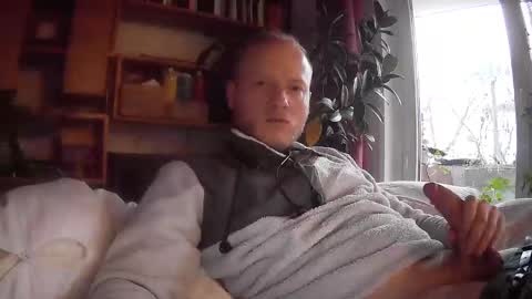 gruendamien online show from 01.20.25