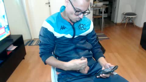 Snapshot of guachin_new chatting on 06.12.26 guachin_new online show from 06.12.26