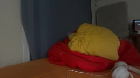 Snapshot of guardiannif_ chatting on 02.12.26 guardiannif_ online show from 02.12.26