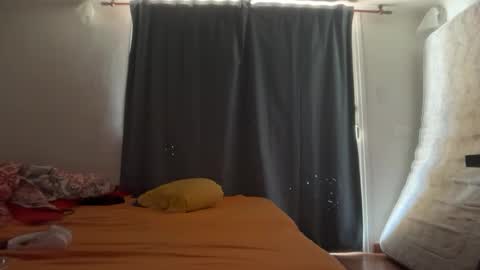 Snapshot of guardiannif_ chatting on 02.15.26 guardiannif_ online show from 02.15.26