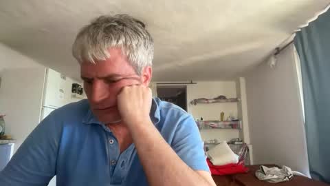 Snapshot of guardiannif_ chatting on 02.20.26 guardiannif_ online show from 02.20.26