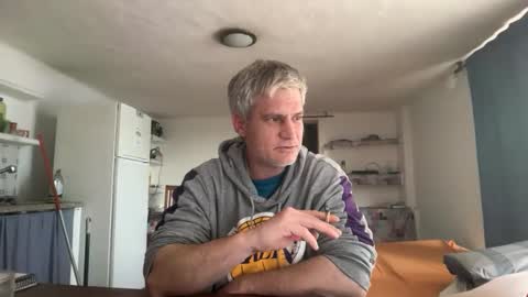 Snapshot of guardiannif_ chatting on 02.27.26 guardiannif_ online show from 02.27.26