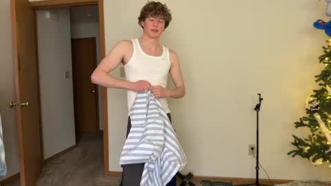 Snapshot of gucciboi4 chatting on 02.26.26 gucciboi4 online show from 02.26.26