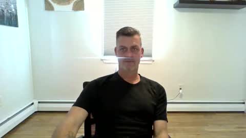 Snapshot of gudguy2025 chatting on 11.13.25 gudguy2025 online show from 11.13.25