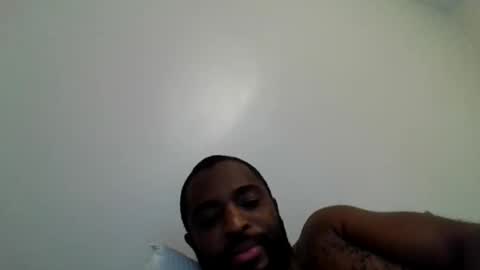 Snapshot of guessssmymiddlename chatting on 06.01.26 guessssmymiddlename online show from 06.01.26
