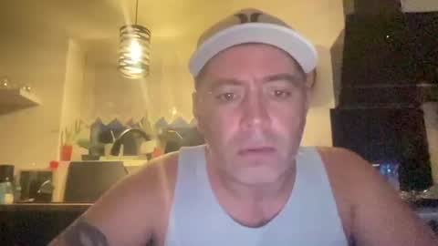 guil0 online show from 10.17.25