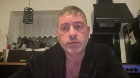 guil0 online show from 10.31.25