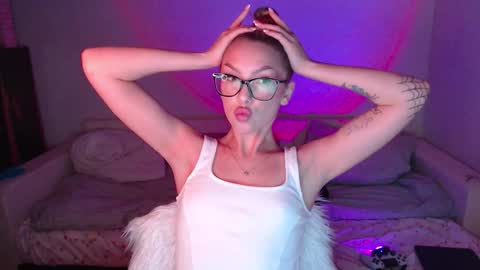 Marta online show from 11.03.25