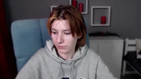 Snapshot of guitarandangell chatting on 02.05.26 guitarandangell online show from 02.05.26