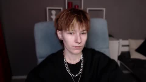 Snapshot of guitarandangell chatting on 02.19.26 guitarandangell online show from 02.19.26