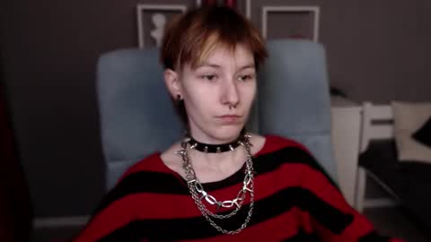 Snapshot of guitarandangell chatting on 02.20.26 guitarandangell online show from 02.20.26