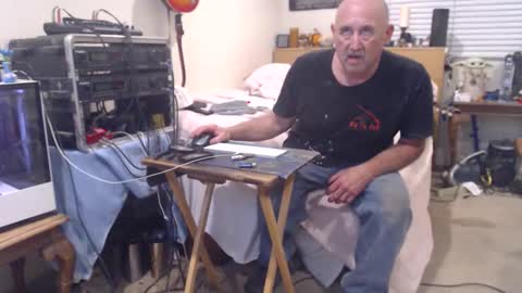 Snapshot of guitarsexgod2 chatting on 03.25.26 guitarsexgod2 online show from 03.25.26