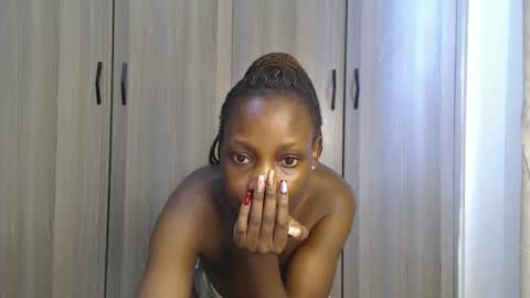 Miss Incredible online show from 04.14.26