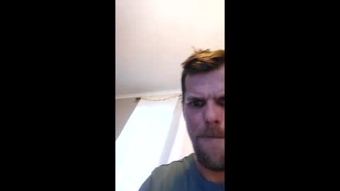 Snapshot of gunnarssonbenni33 chatting on 02.19.26 gunnarssonbenni33 online show from 02.19.26